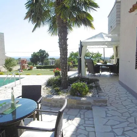Emma Comfortable Holiday home